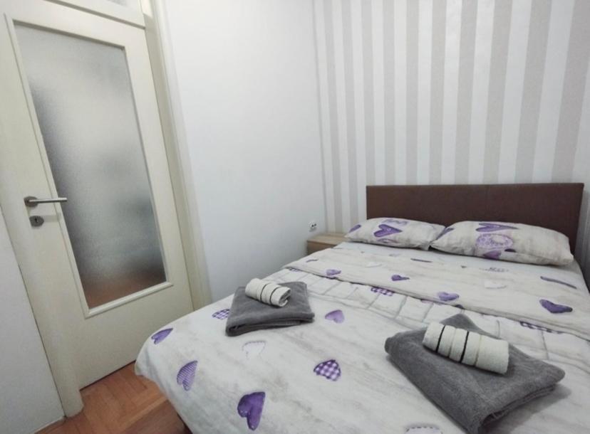 Max Appartamento Banja Luka Esterno foto
